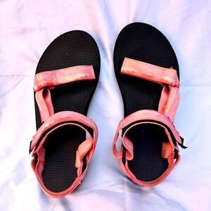 Original Universal Teva Active Sandal - Pink - size 6